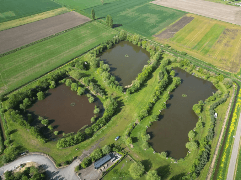 Countryside motorhome stay at Fourways Country Park in Doncaster